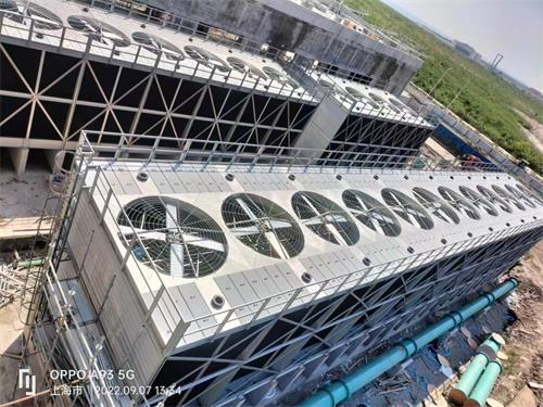 我國冷卻塔制冷技術的發展及現狀(冷卻塔與制冷機組