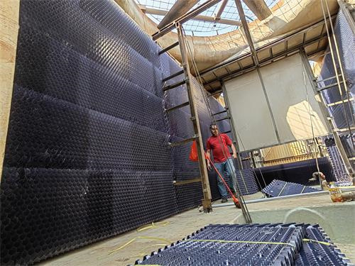 處理開式冷卻塔填料阻塞的方法(開式冷卻塔原理)