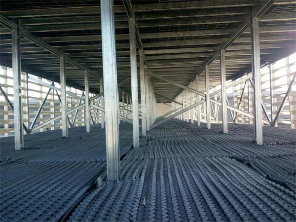 冷卻塔會冒“白煙”是什么情況？