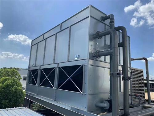 玻璃鋼冷卻塔廠家淺析冷卻塔運(yùn)轉(zhuǎn)時(shí)的注意事項(xiàng)(3500立方玻璃鋼冷卻塔價(jià)格)